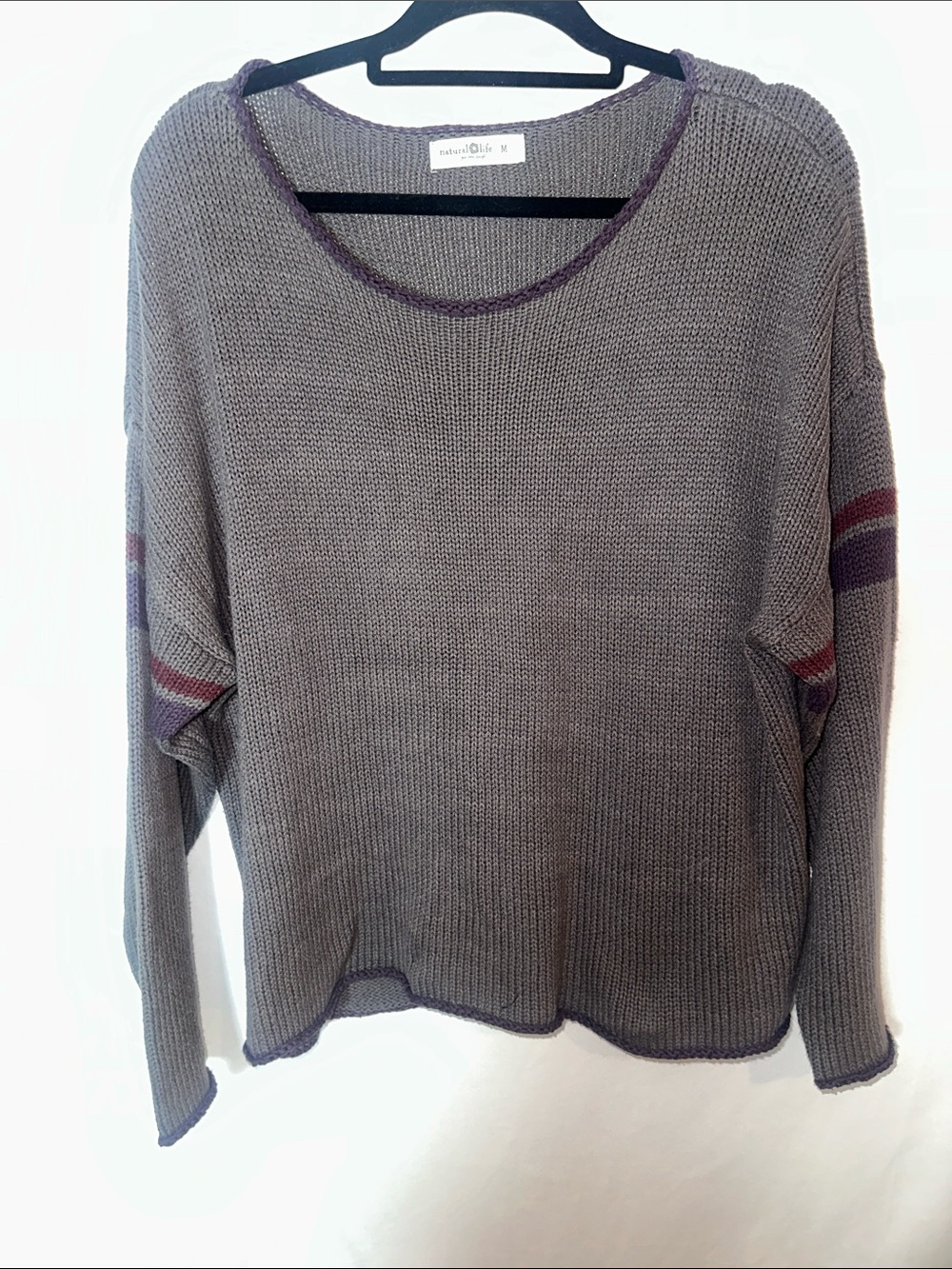 NATURAL LIFE Gray Crewneck Sweater with Purple and Burgundy Sleeve Stripes